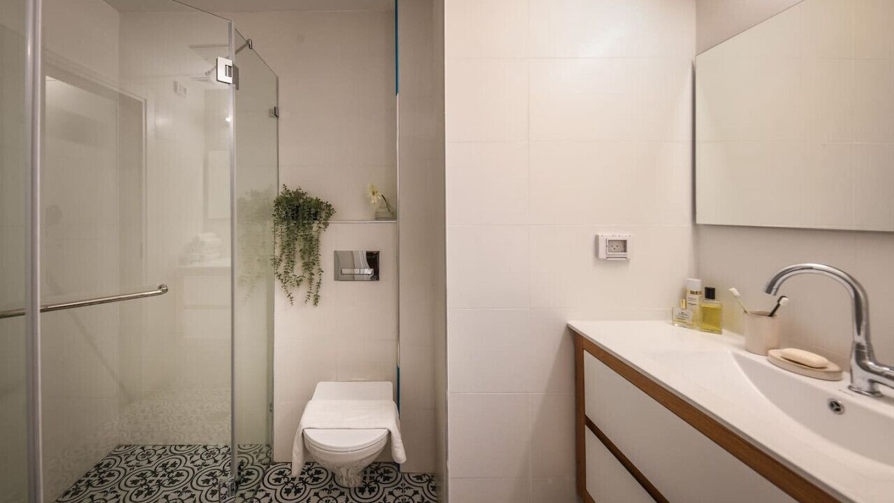 Photo of Bathroom in Old North