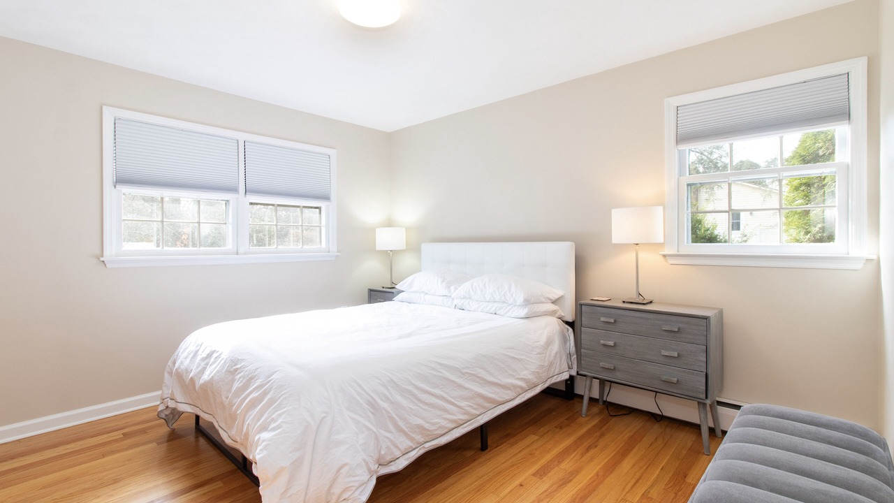 Photo of Bedroom in Avon