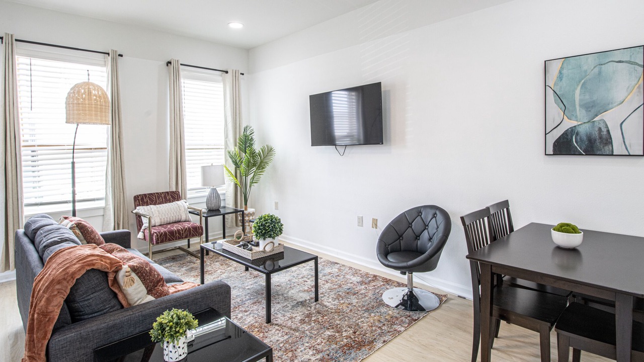 Photo of Livingroom in Broadmoor