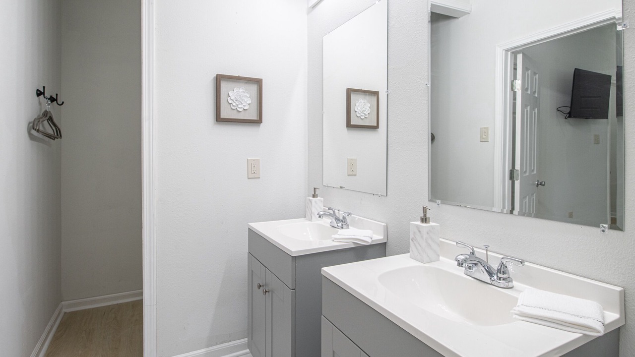 Photo of Bathroom in Broadmoor