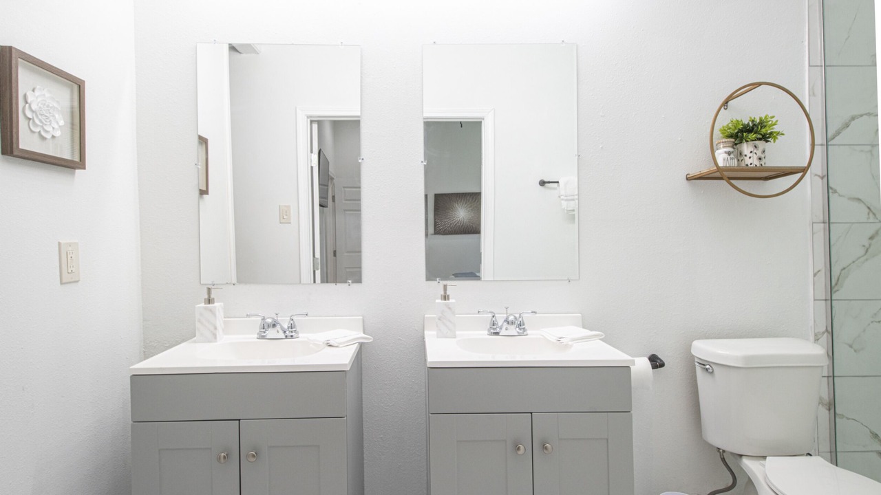 Photo of Bathroom in Broadmoor