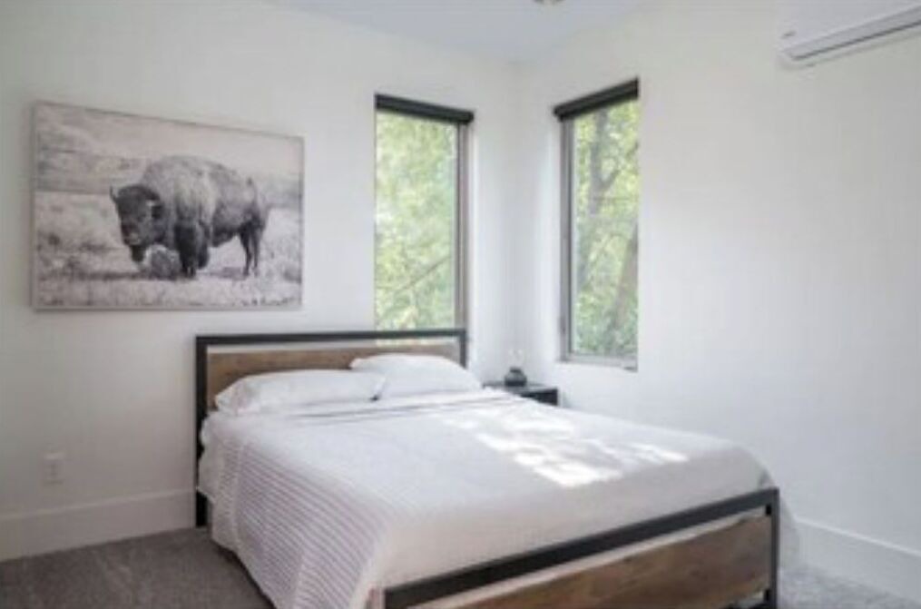 Photo of Bedroom in Mississippi District