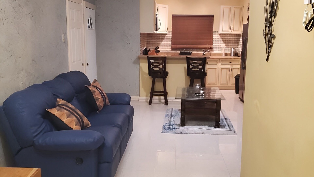 Photo of Livingroom in West Gate Hills