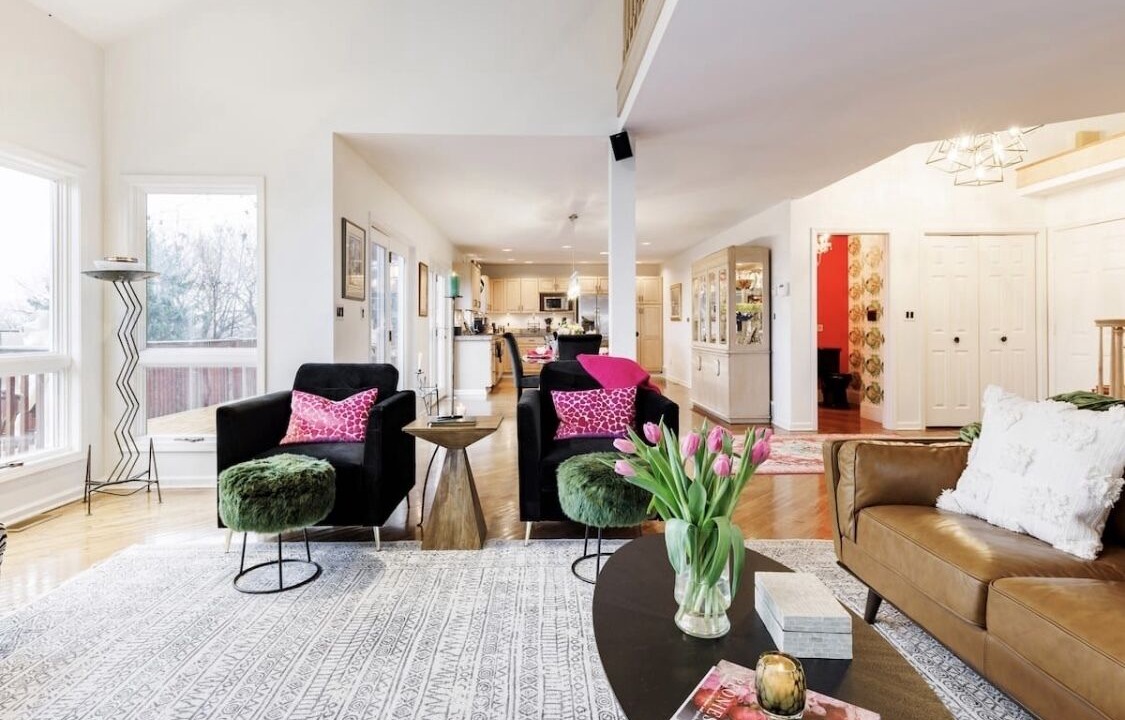 Photo of Livingroom in Westside