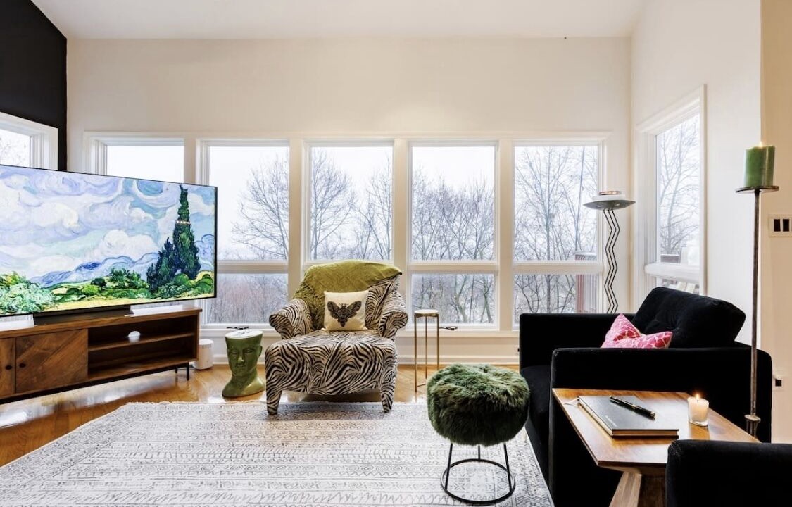Photo of Livingroom in Westside