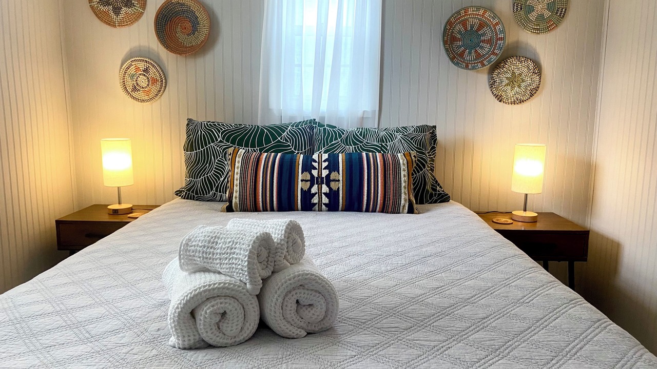Photo of Bedroom in Greentown