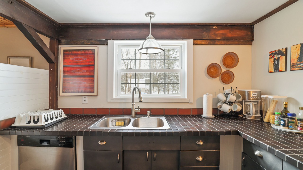 Photo of Kitchen in Greentown