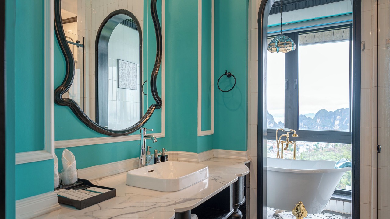 Photo of Bathroom in Ha Long