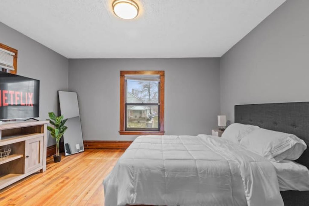 Photo of Bedroom in Creston Heights