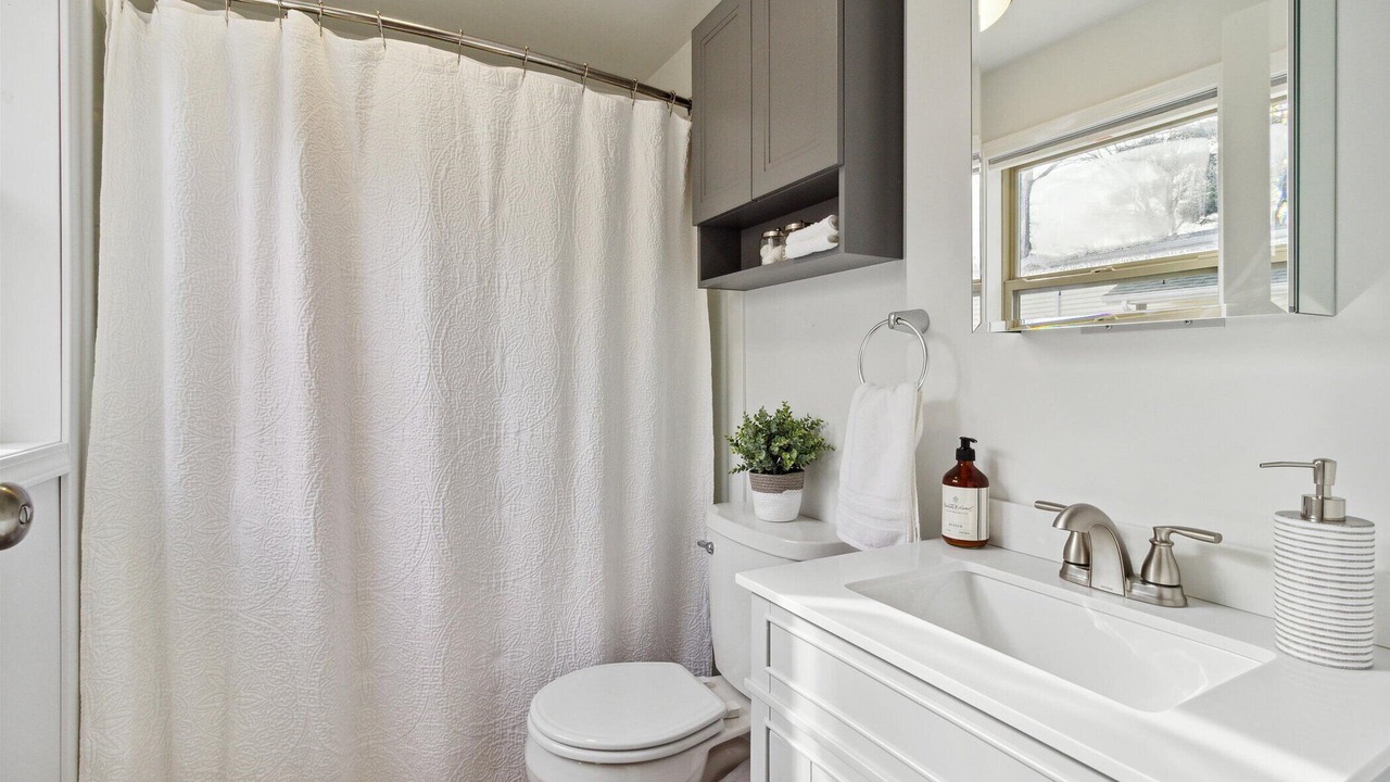 Photo of Bathroom in Newaygo