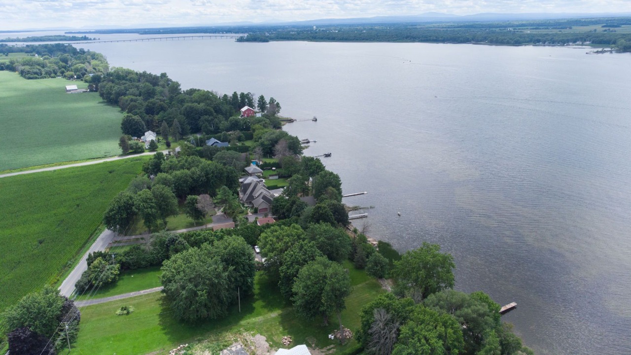 Photo of Outdoor in Noyan