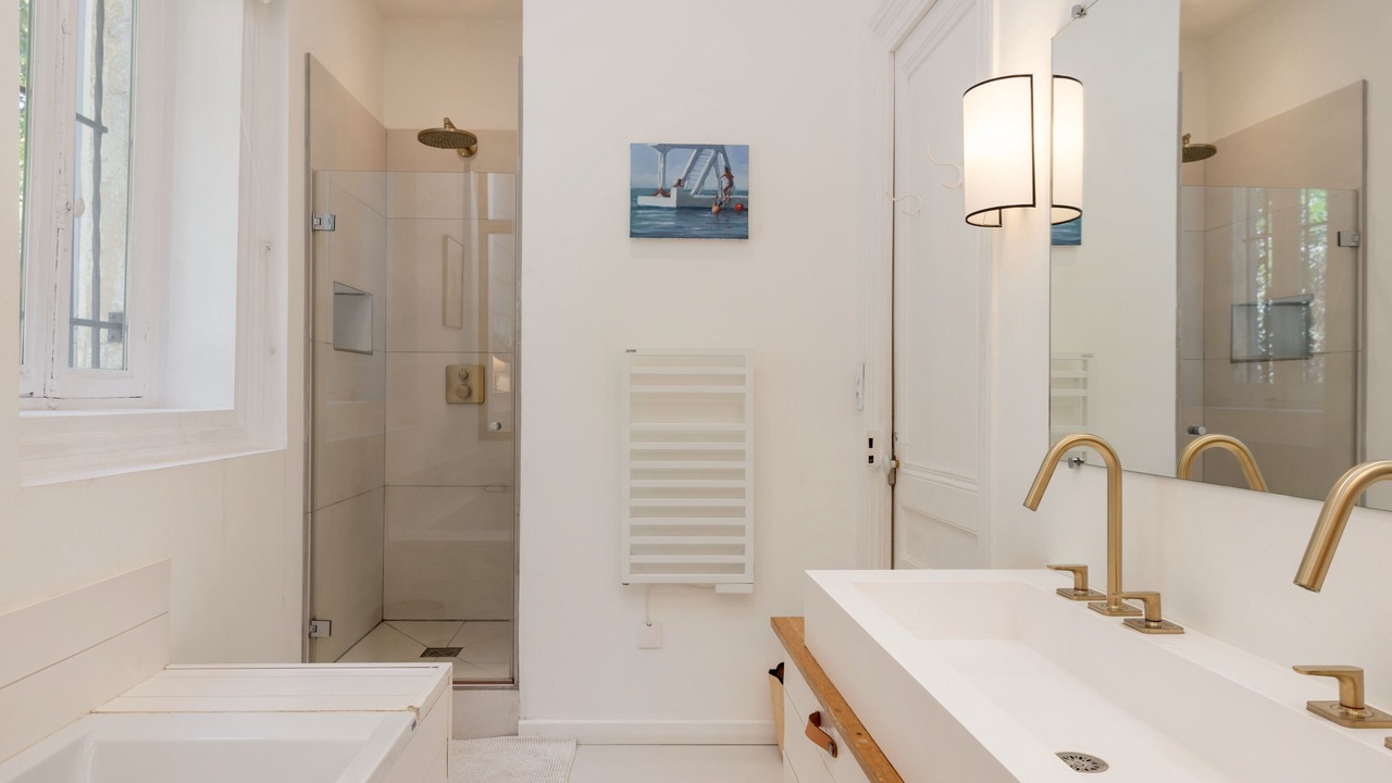Photo of Bathroom in La Mulatiere