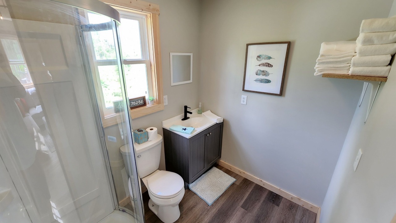 Photo of Bathroom in Idlewild