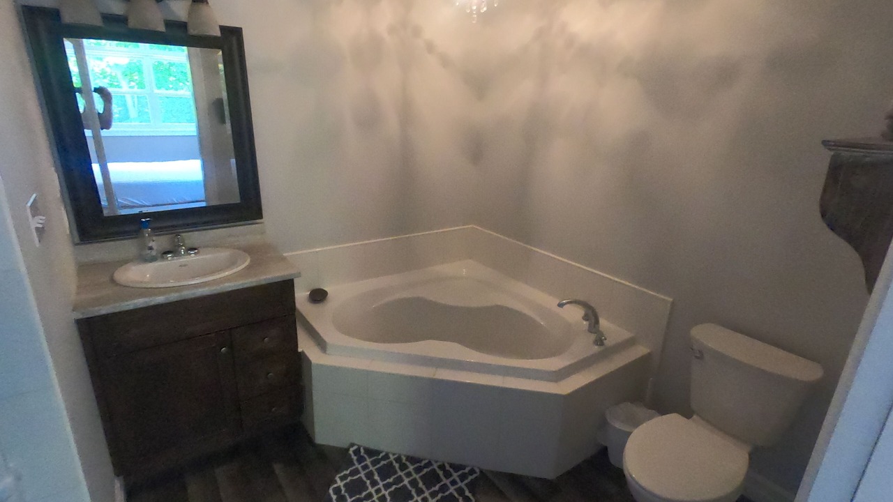 Photo of Bathroom in Rideau Lakes