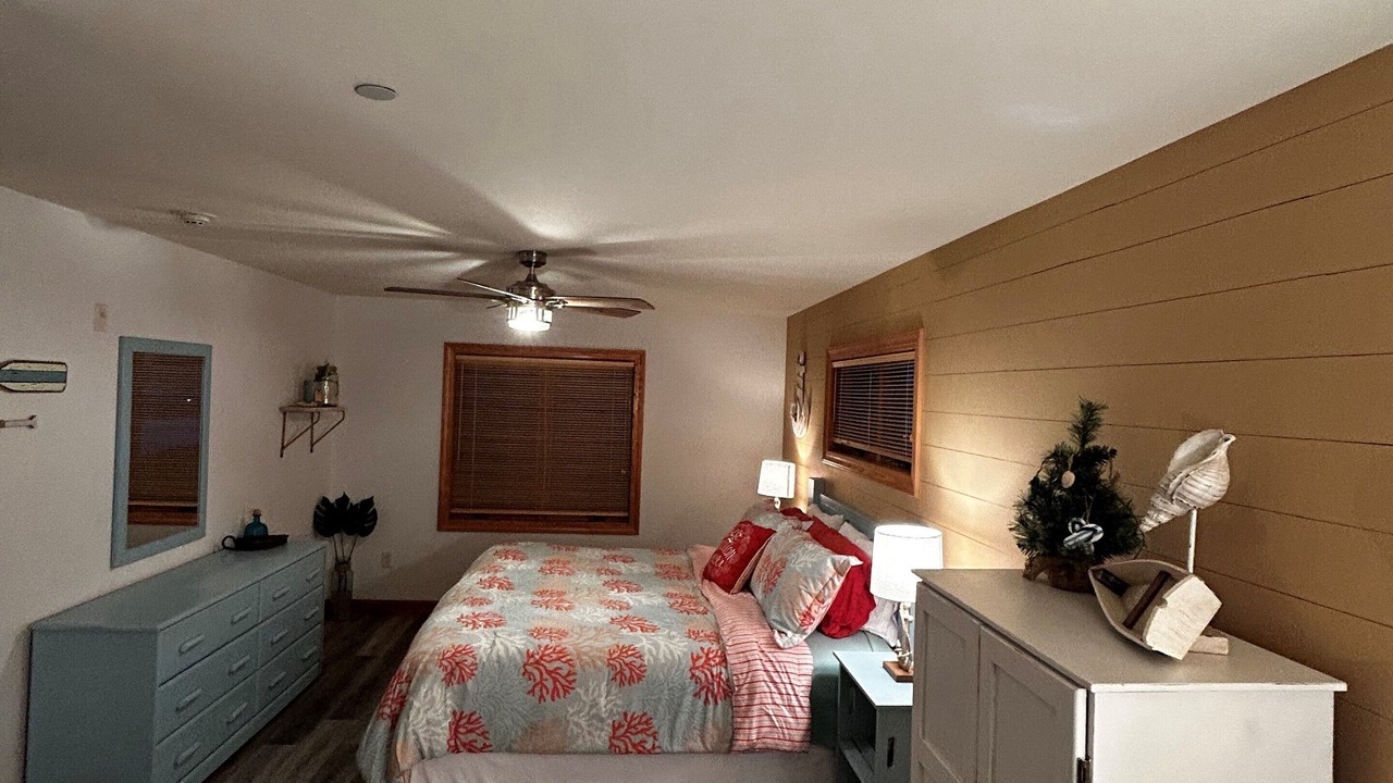 Photo of Bedroom in Arkdale