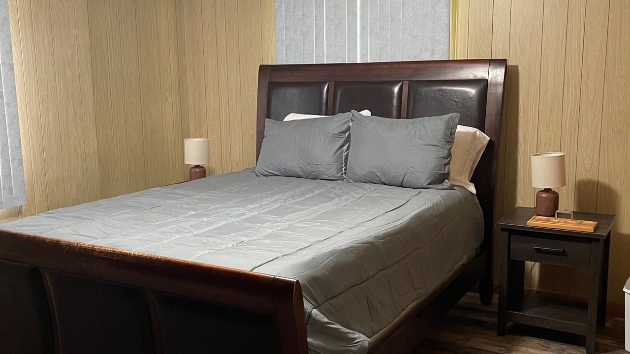 Photo of Bedroom in Benton
