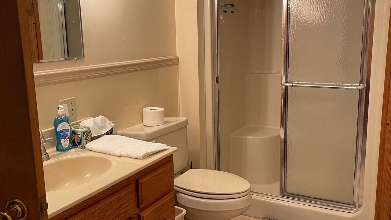 Photo of Bathroom in Benton