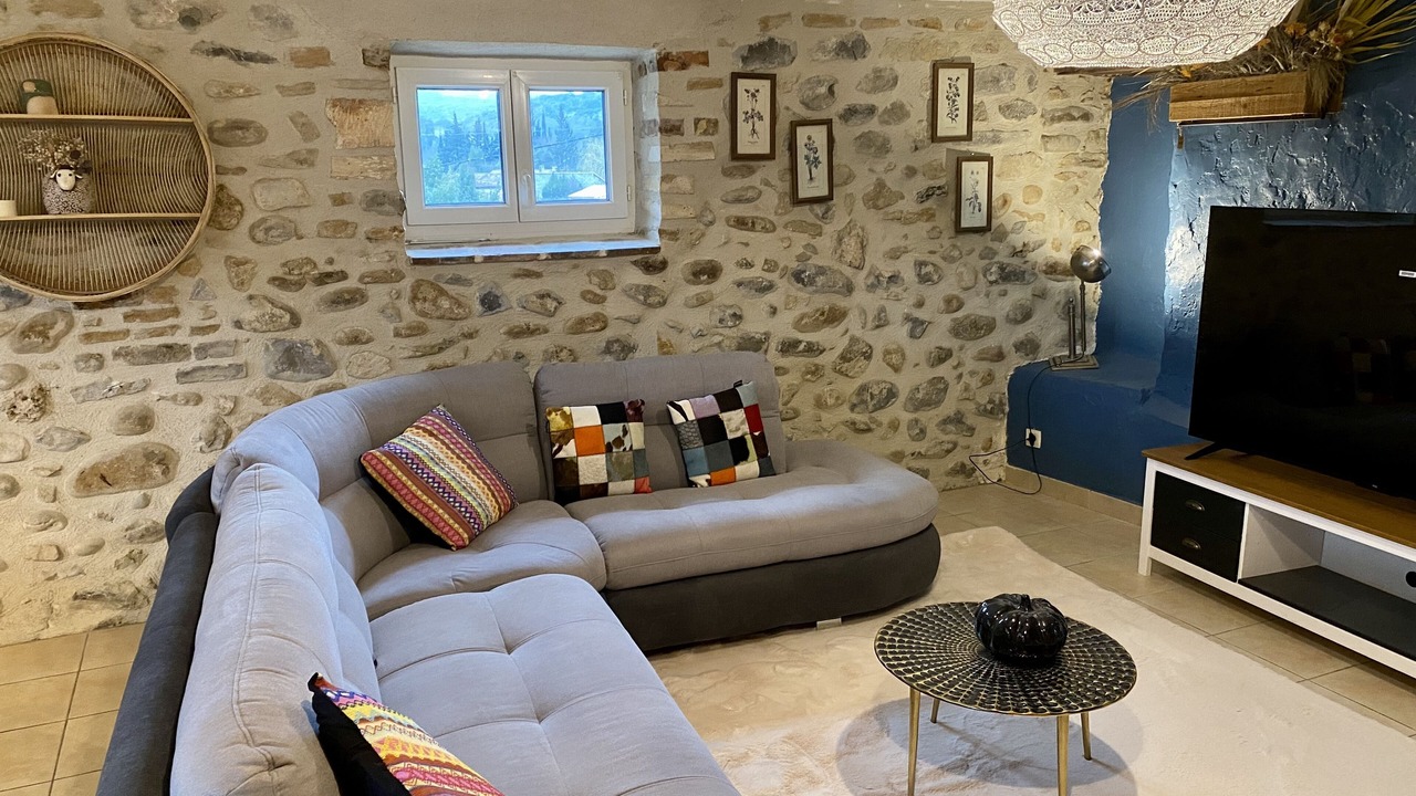 Photo of Livingroom in Salavas