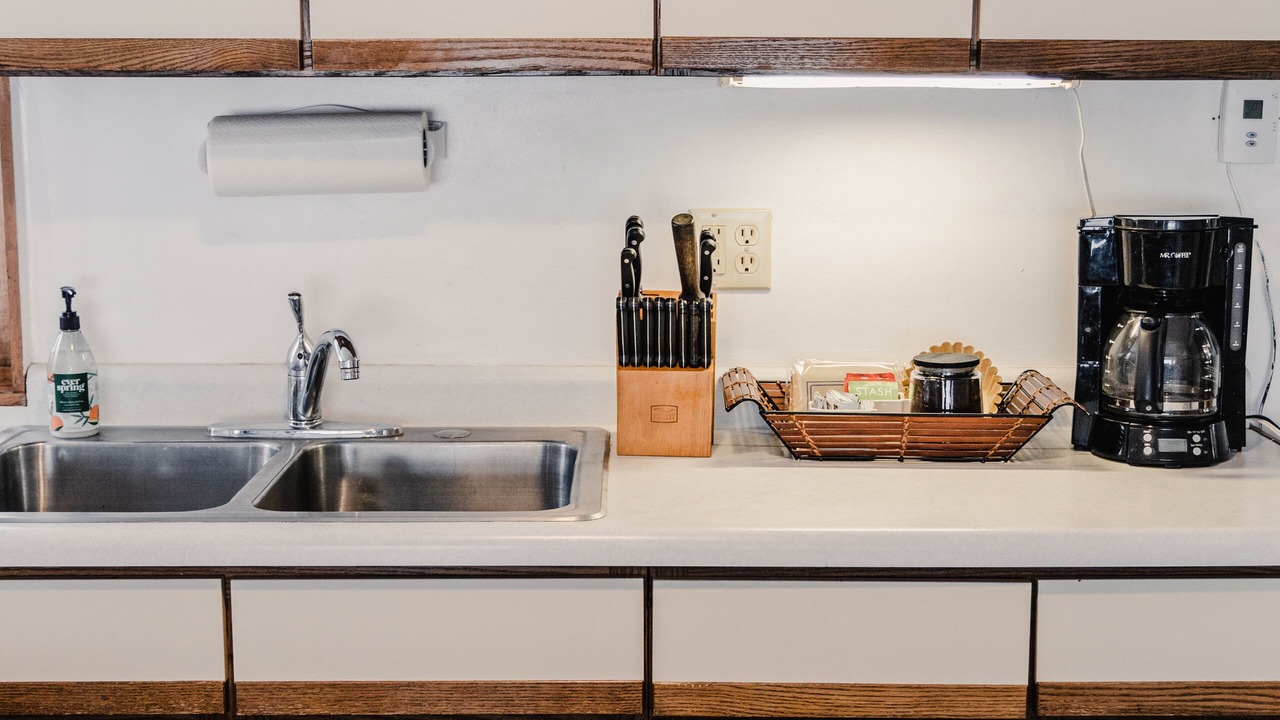 Photo of Kitchen in White Cloud