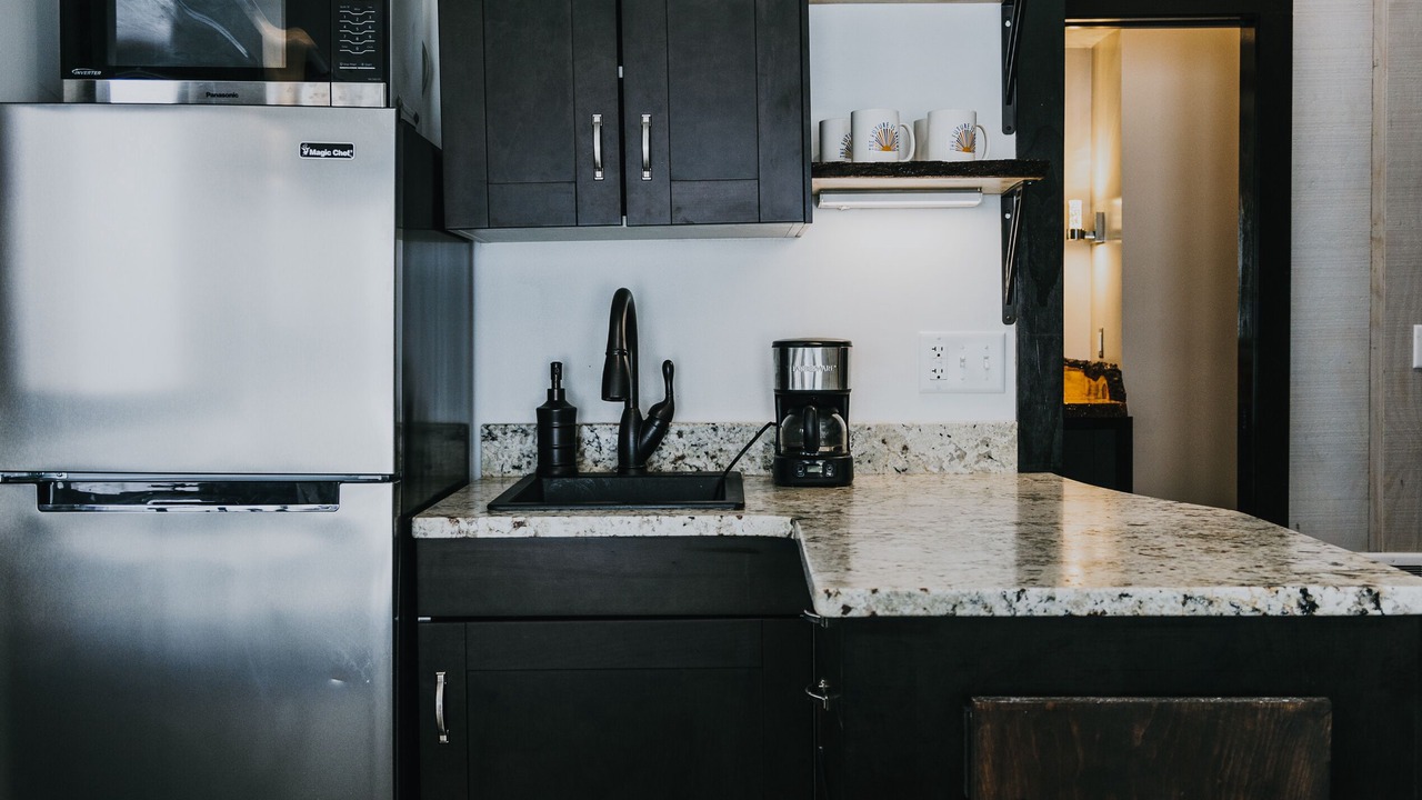 Photo of Kitchen in White Cloud