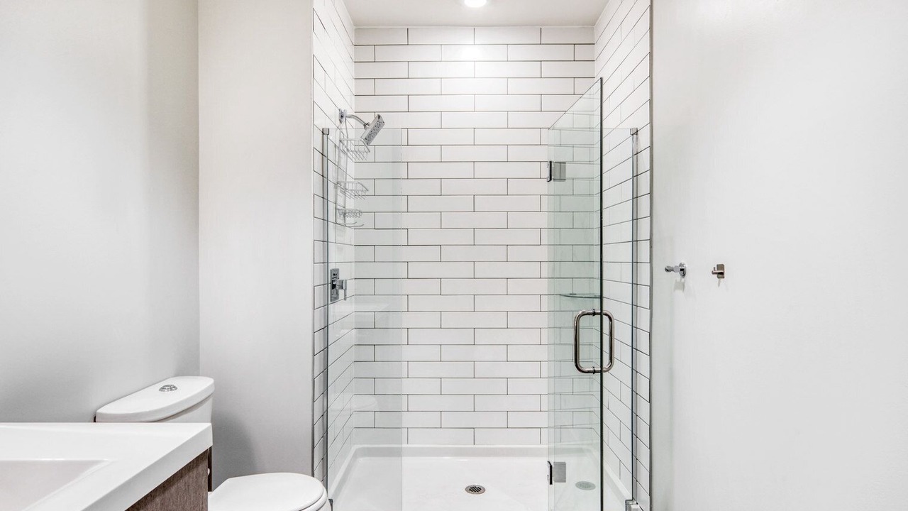 Photo of Bathroom in Edgewater