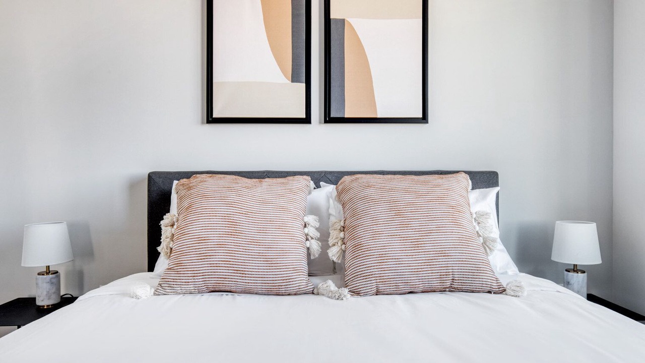 Photo of Bedroom in Edgewater