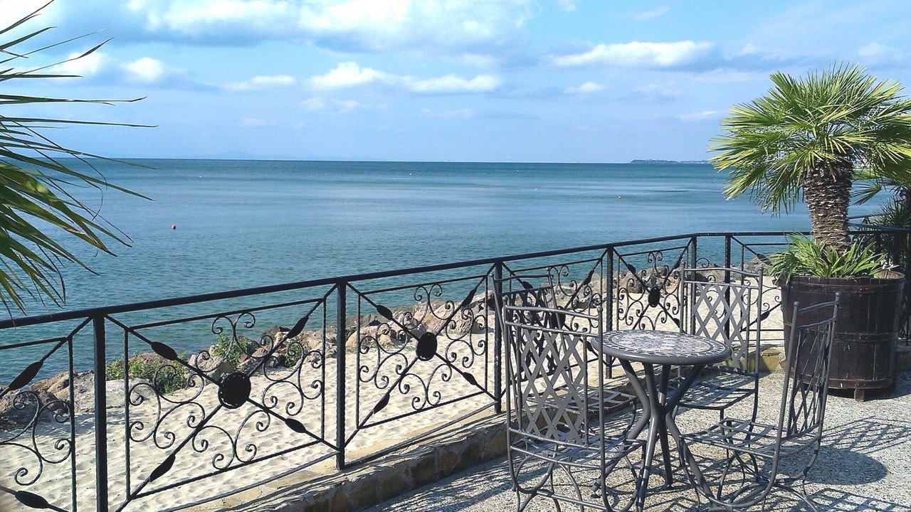 Photo of Outdoor in Elenite