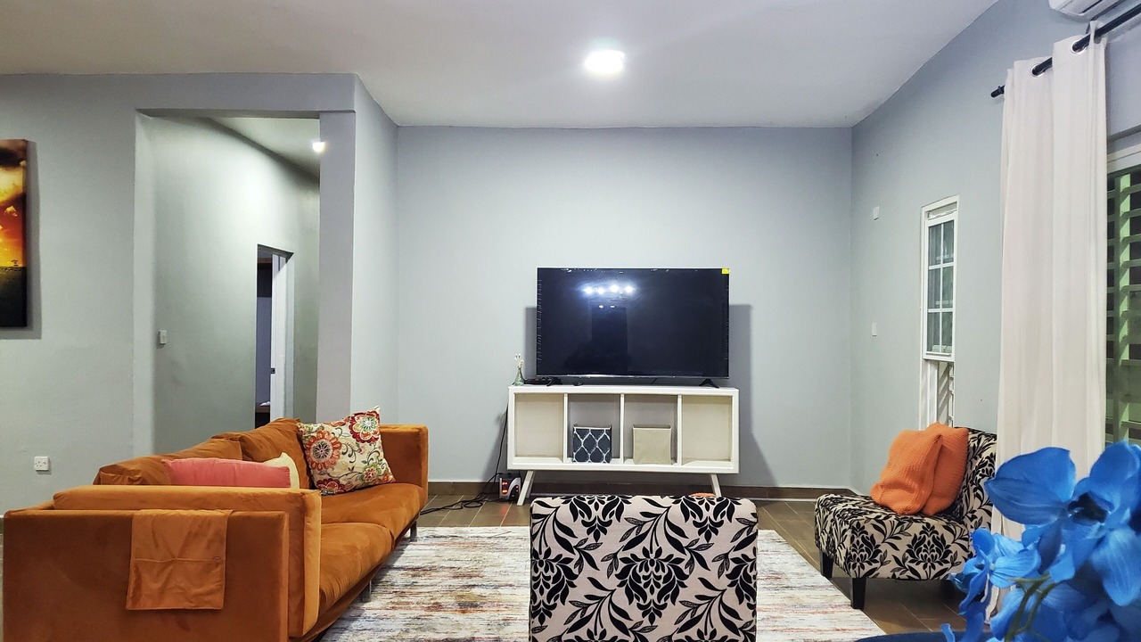 Photo of Livingroom in Freetown