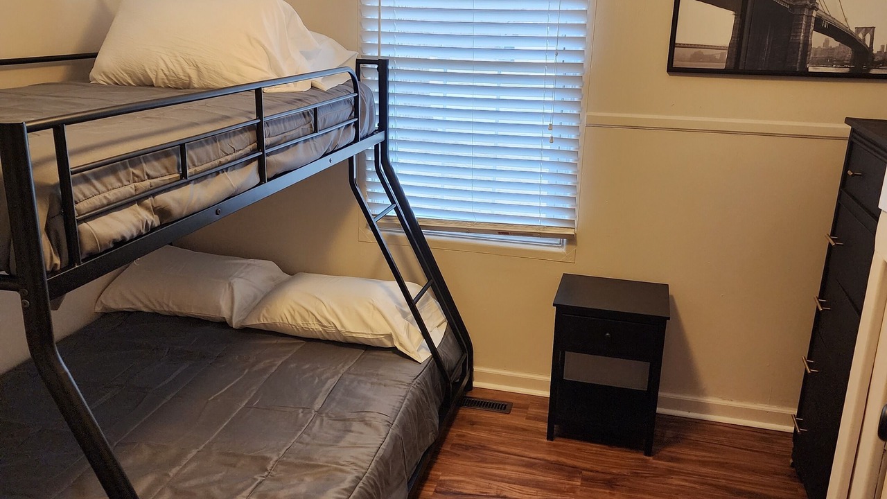 Photo of Bedroom in Champaign