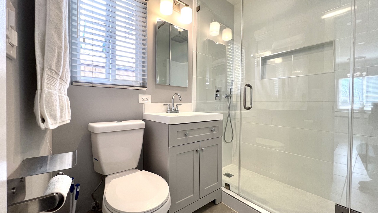 Photo of Bathroom in Sunset Park