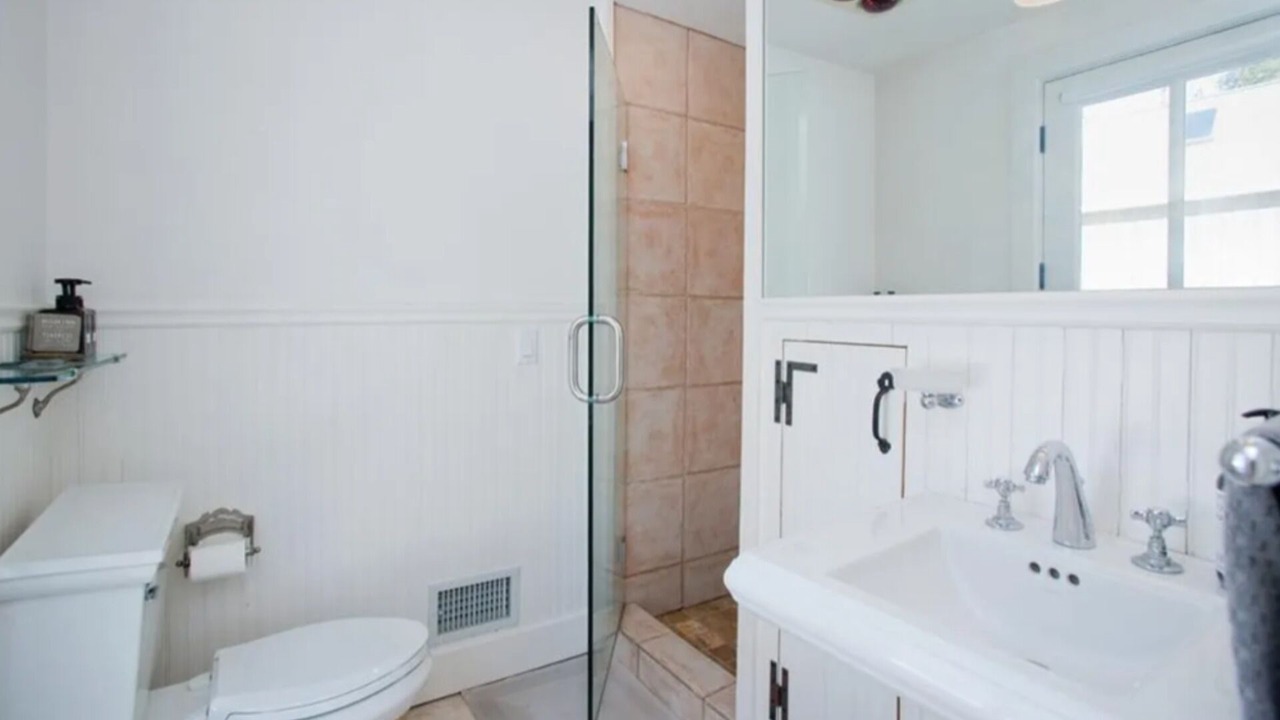 Photo of Bathroom in Sagaponack