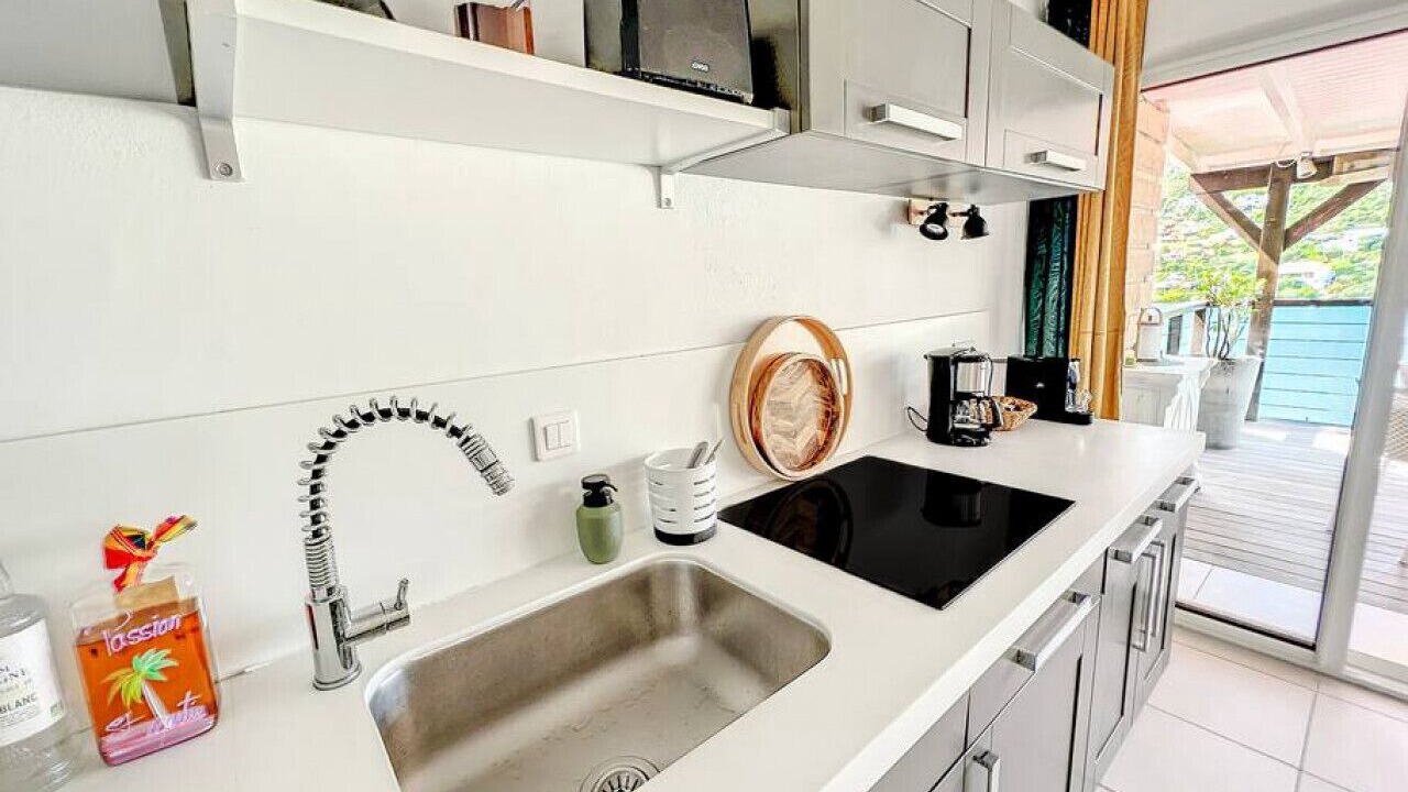 Photo of Kitchen in Oyster Pond