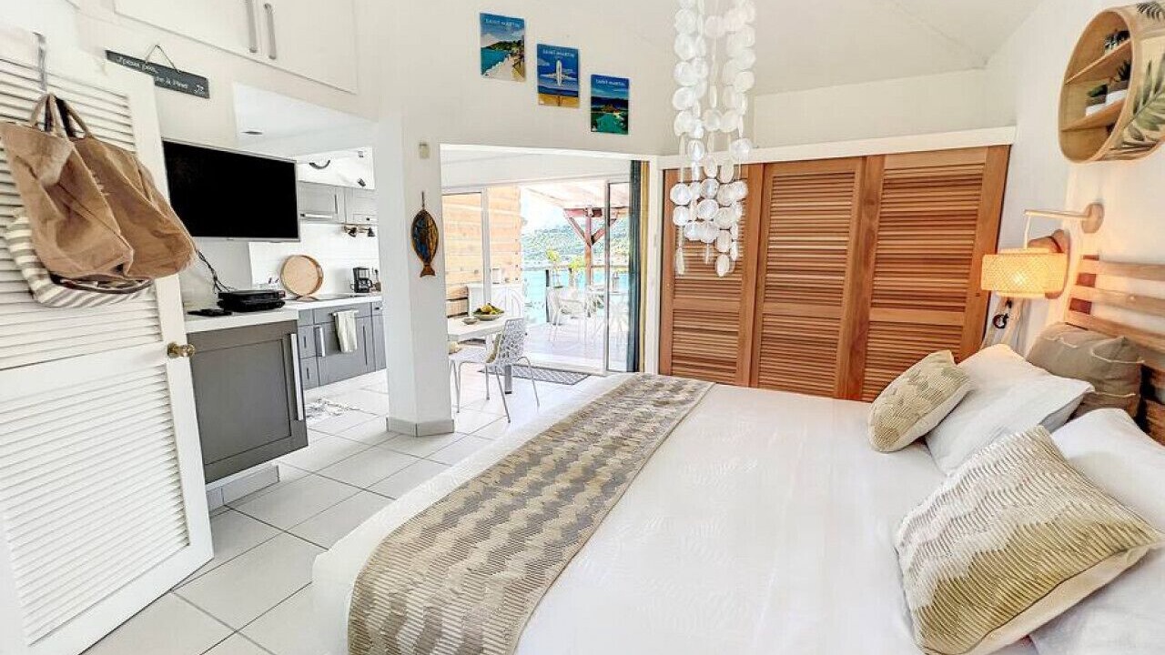 Photo of Bedroom in Oyster Pond
