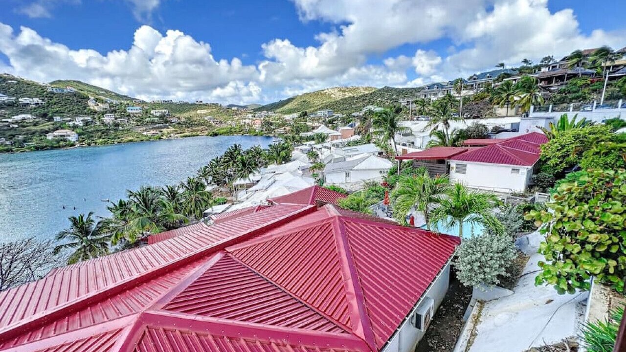 Photo of Outdoor in Oyster Pond