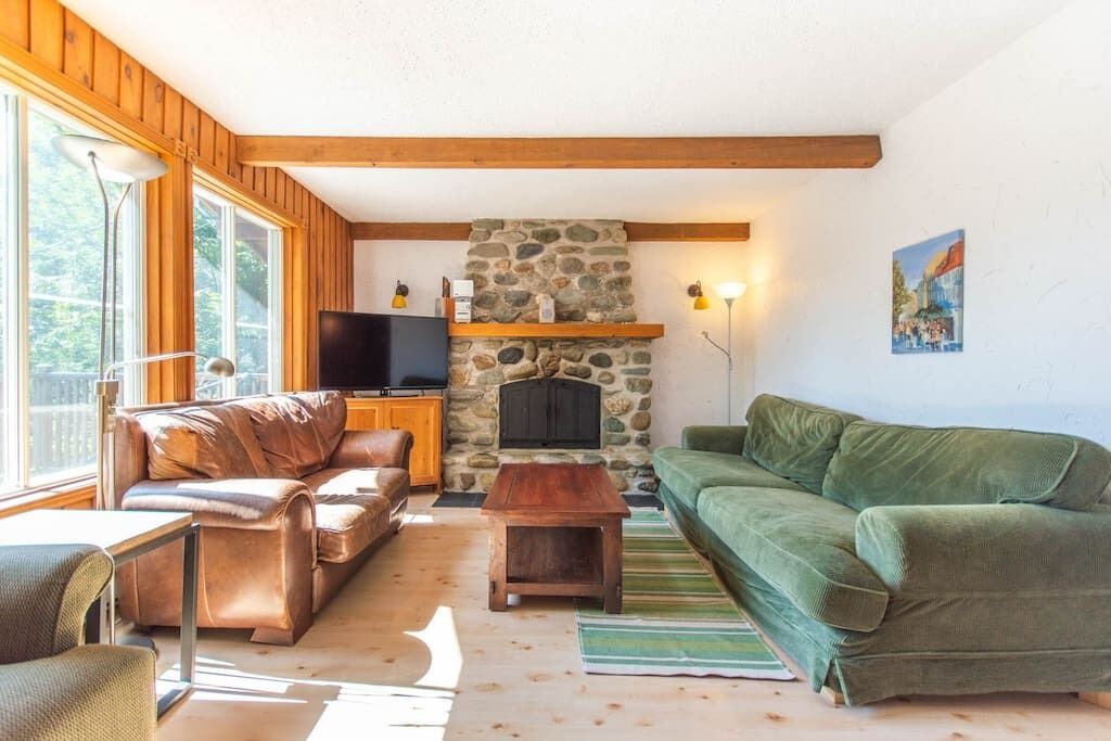 Photo of Livingroom in Sutton