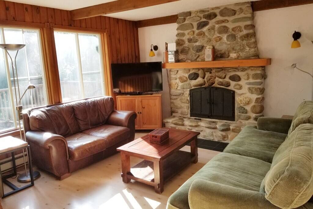 Photo of Livingroom in Sutton