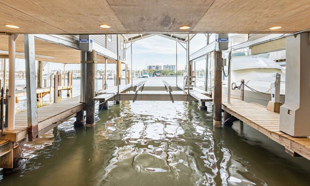 Photo of Others in Lake Shore - Lake Vista