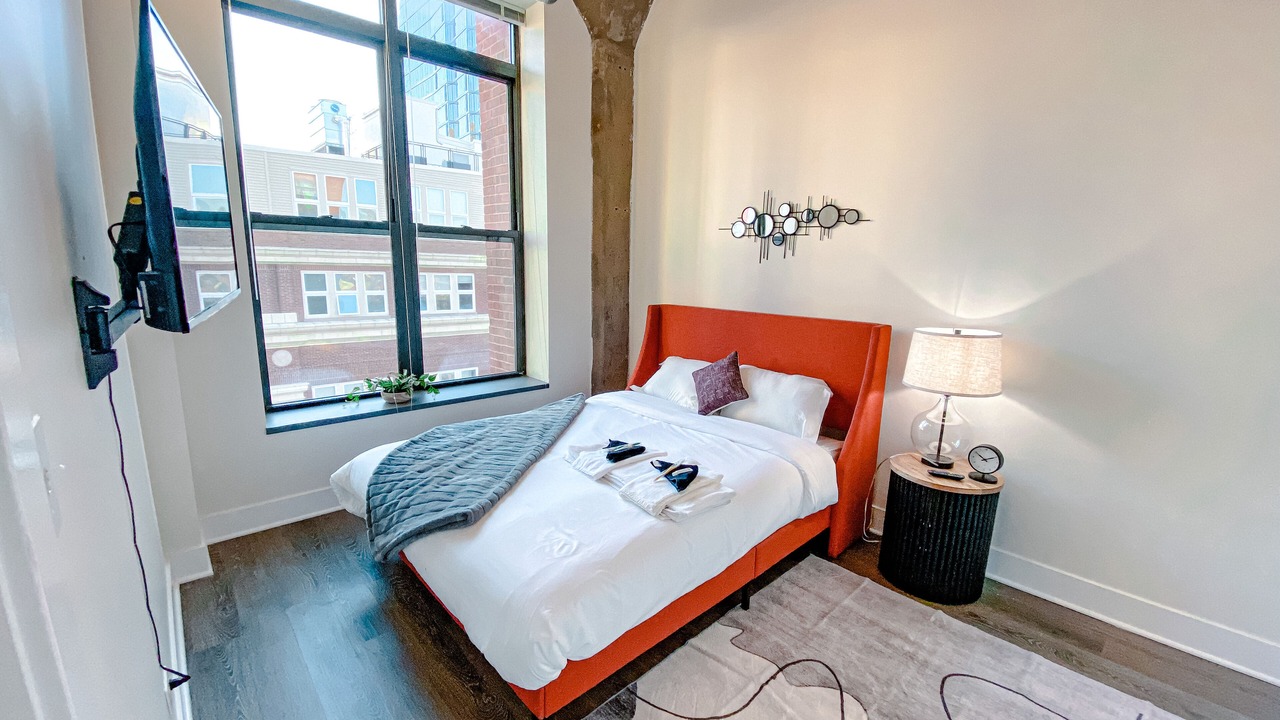 Photo of Bedroom in Near South Side