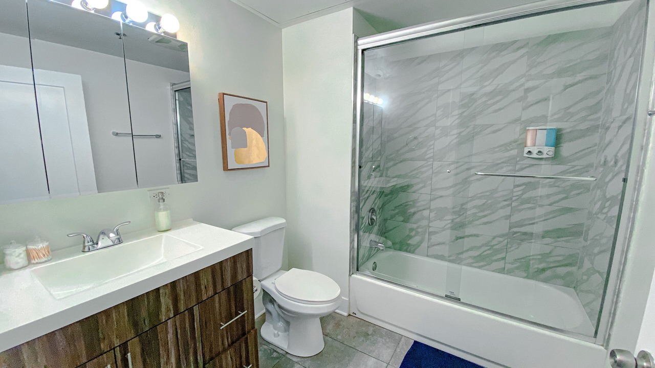 Photo of Bathroom in Near South Side