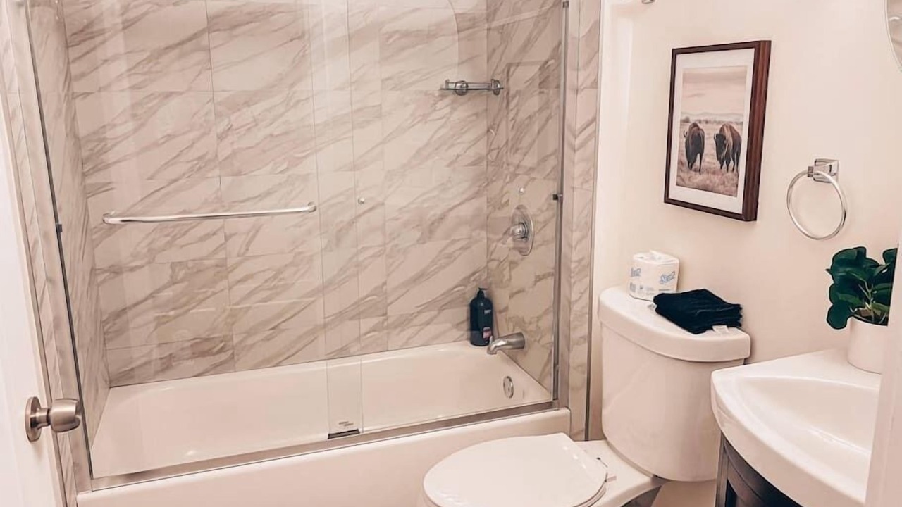 Photo of Bathroom in Near South Side