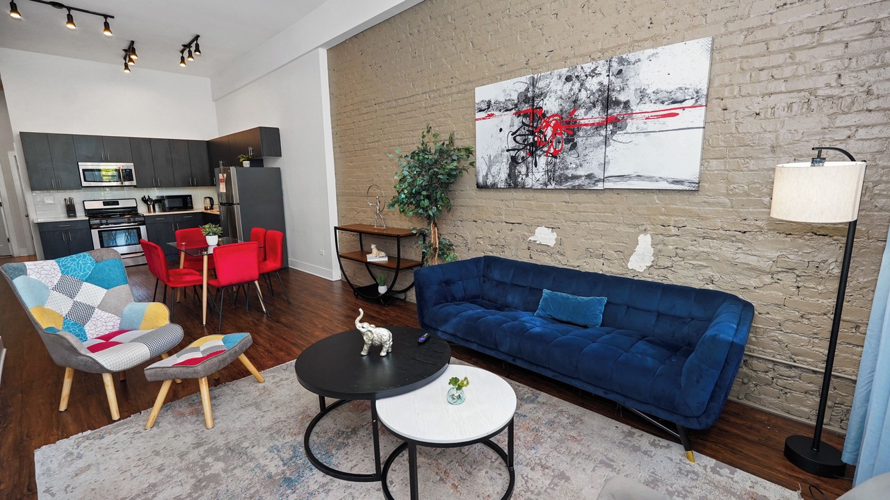 Photo of Livingroom in Near South Side