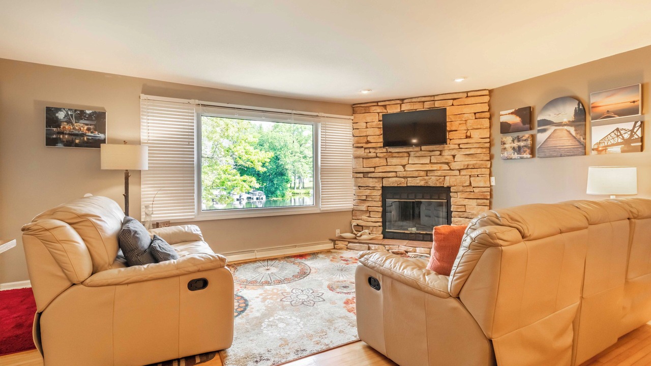 Photo of Livingroom in Friendship