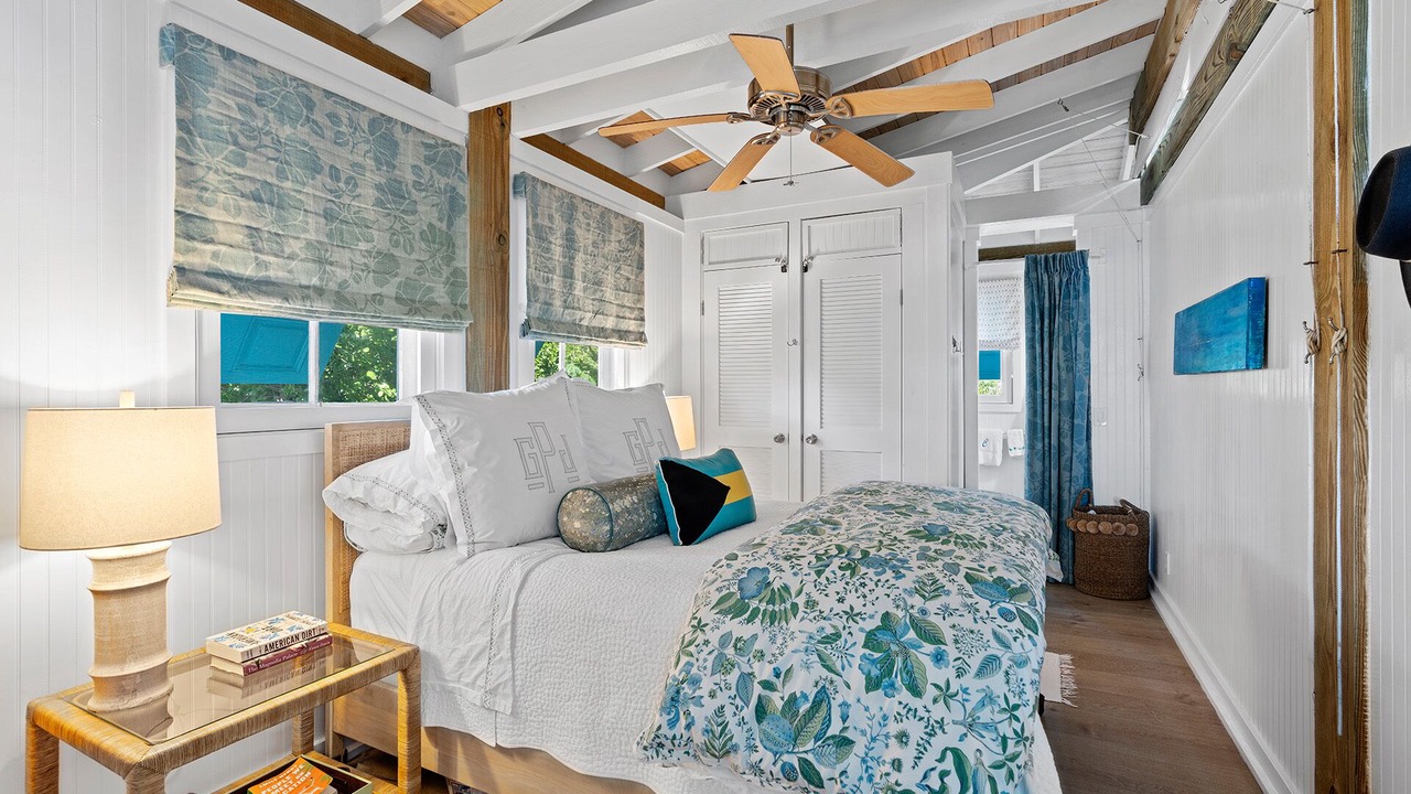 Photo of Bedroom in Hope Town