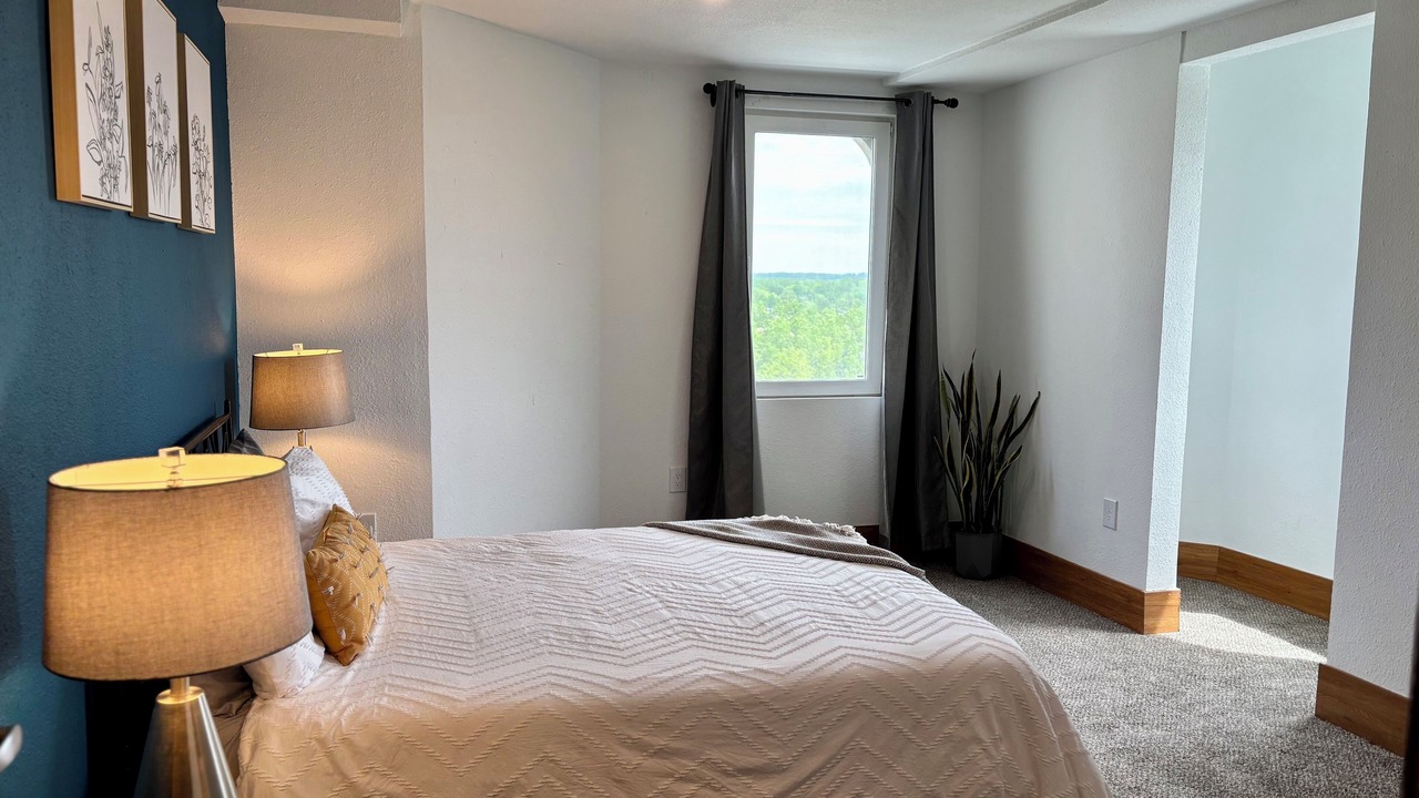 Photo of Bedroom in Grandville