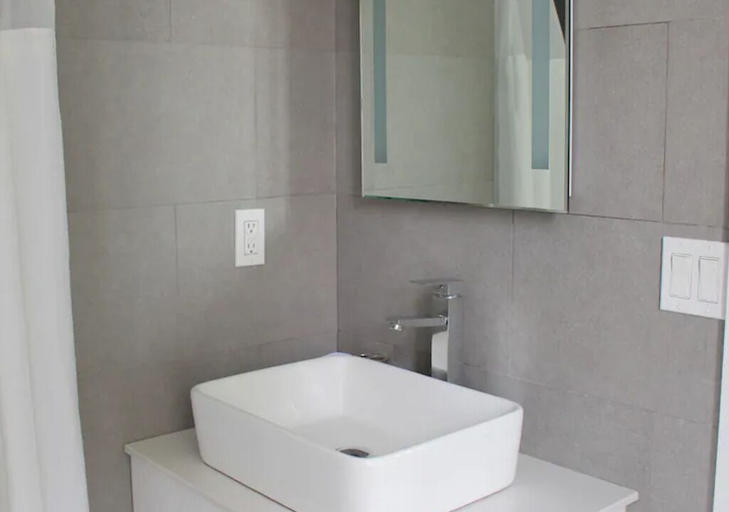 Photo of Bathroom in Albany
