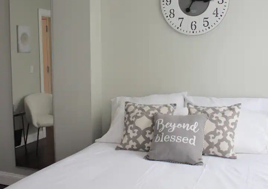 Photo of Bedroom in Albany