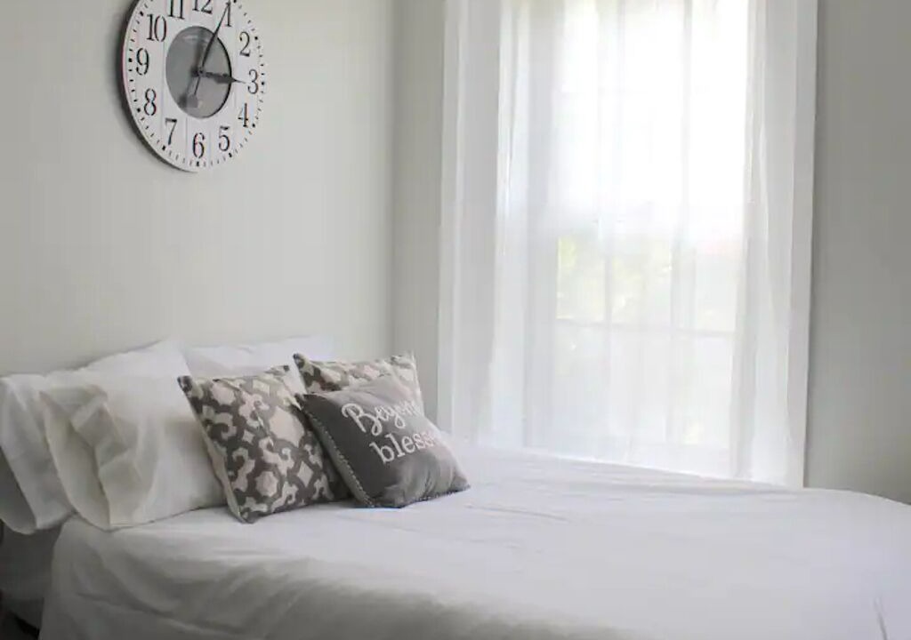 Photo of Bedroom in Albany