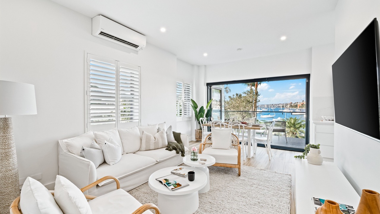 Photo of Livingroom in Elizabeth Bay