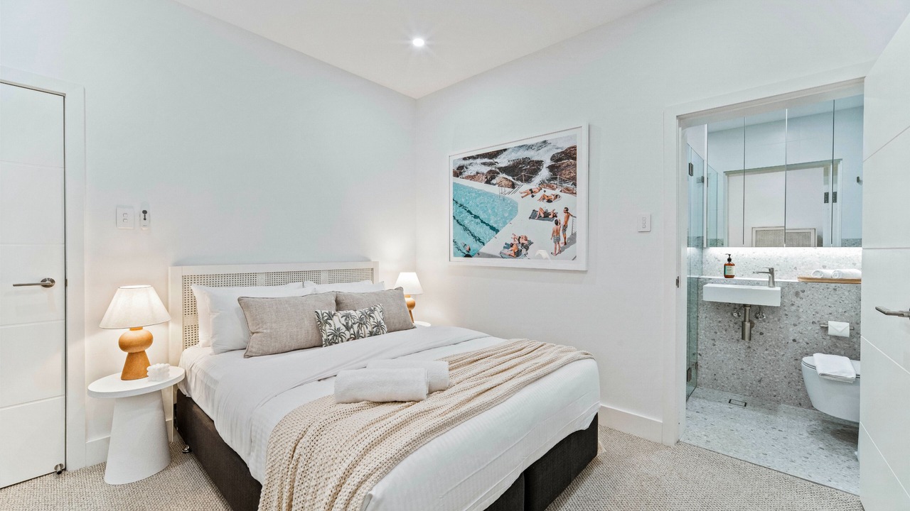 Photo of Bedroom in Elizabeth Bay