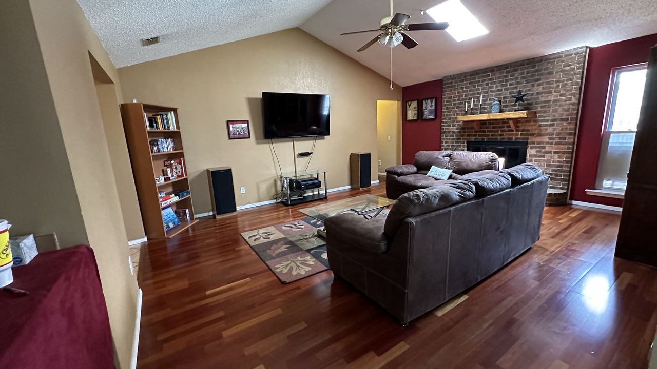Photo of Livingroom in Allen